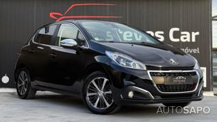 Peugeot 208 1.2 PureTech Allure de 2014