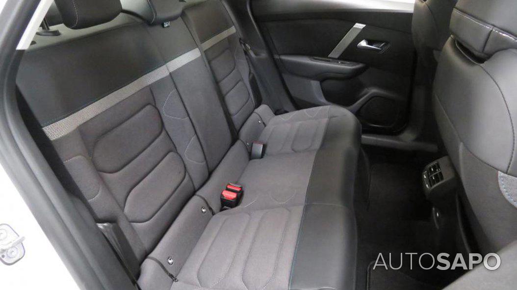 Citroen C4 1.2 PureTech Feel Pack EAT8 de 2024