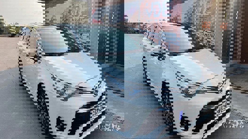 Toyota Avensis de 2016