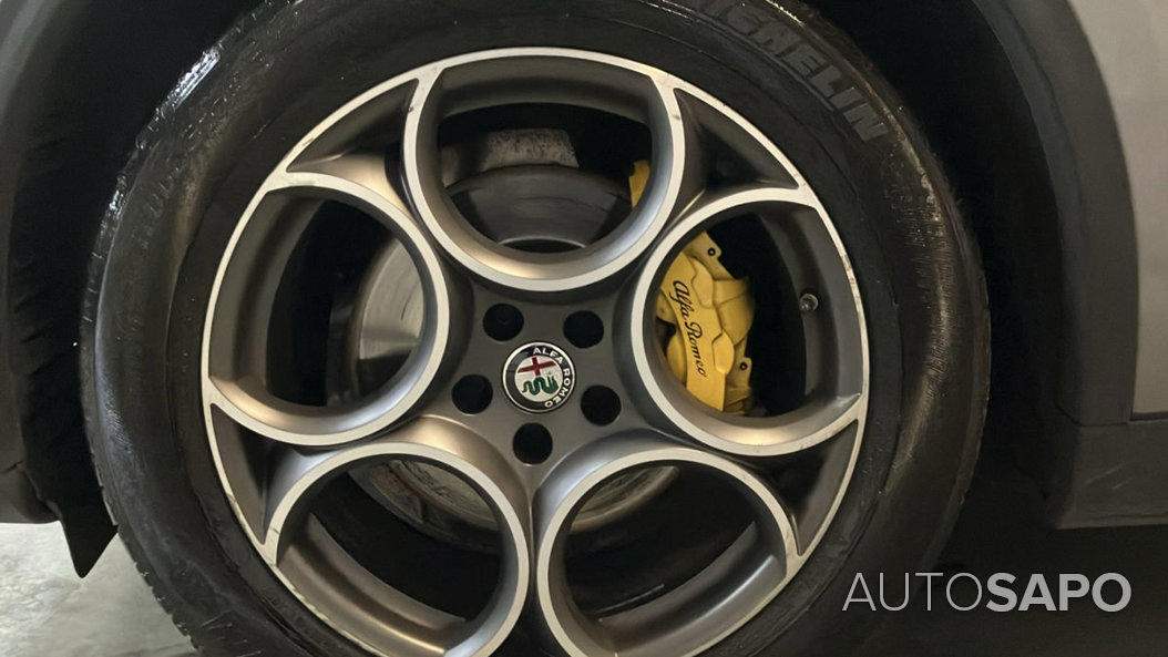 Alfa Romeo Stelvio 2.2 D Super AT8 de 2017