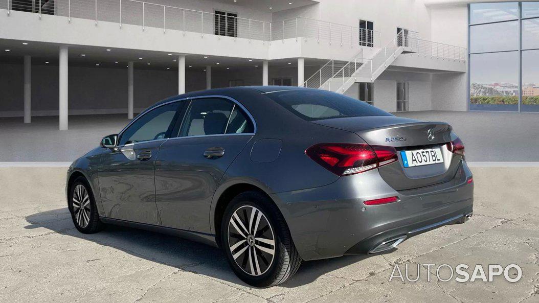 Mercedes-Benz Classe A 250 e Progressive de 2022
