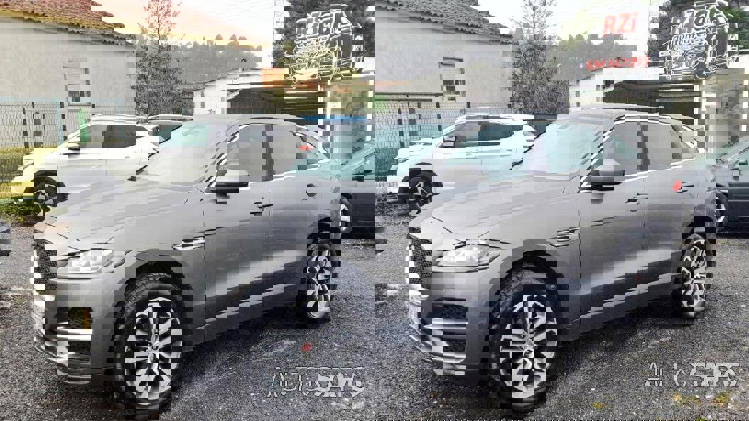 Jaguar F-Pace de 2016