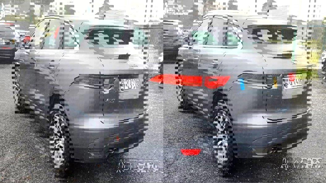 Jaguar F-Pace de 2016