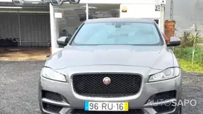Jaguar F-Pace de 2016