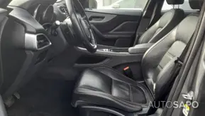 Jaguar F-Pace de 2016