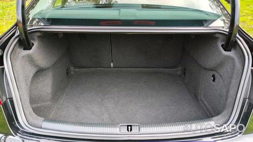 Audi A3 Limousine 30 TDI ADVANCE de 2014