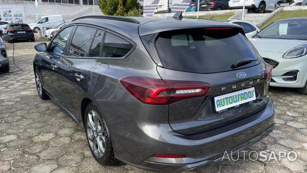 Ford Focus 1.0 EcoBoost ST-Line X de 2023