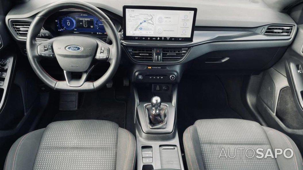 Ford Focus 1.0 EcoBoost ST-Line X de 2023