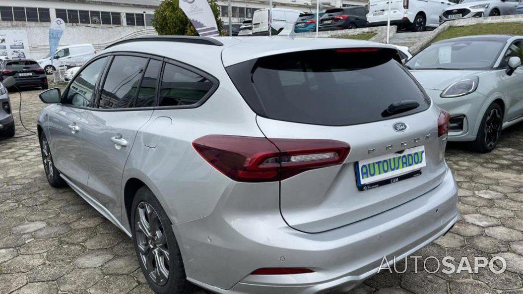 Ford Focus 1.0 EcoBoost MHEV ST-Line X de 2023