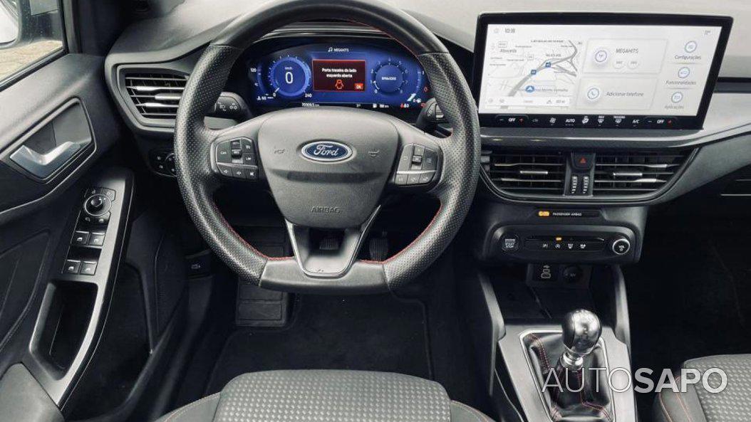 Ford Focus 1.0 EcoBoost MHEV ST-Line X de 2023
