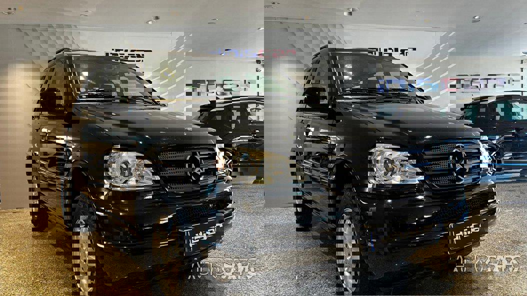 Mercedes-Benz Classe ML de 2001