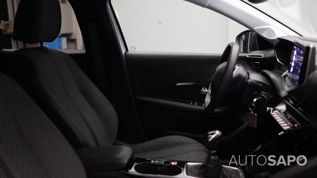 Peugeot 208 1.2 PureTech Allure de 2024