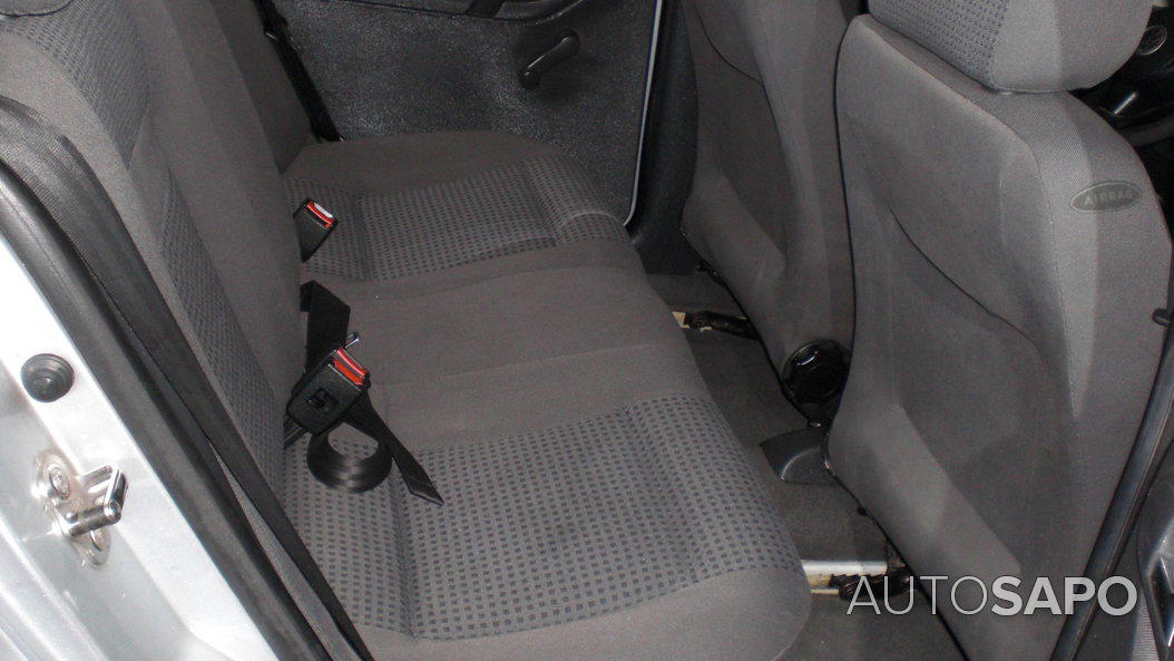 Volkswagen Polo 1.0 Confortline de 2001