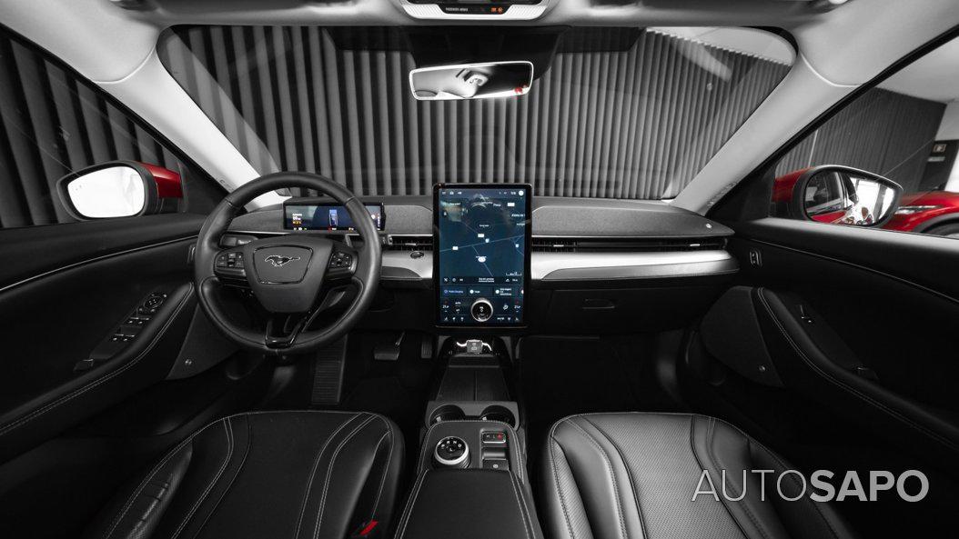 Ford Mustang Mach-E de 2022