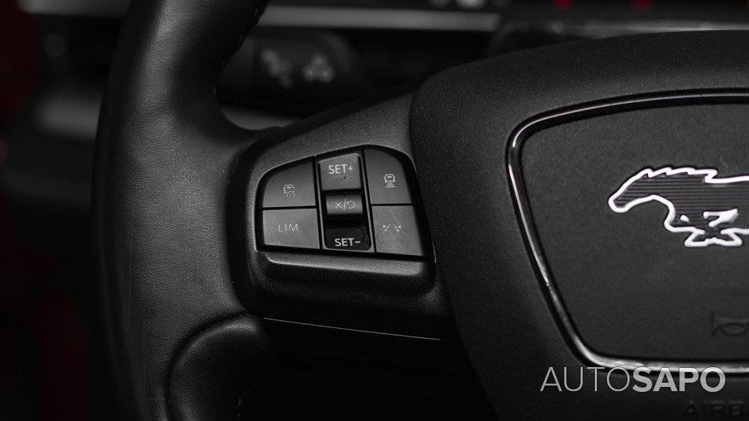 Ford Mustang Mach-E de 2022