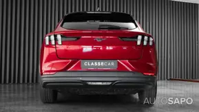 Ford Mustang Mach-E de 2022