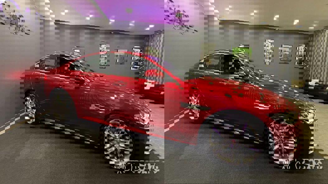 Jaguar XE 2.0 D R-Sport de 2015