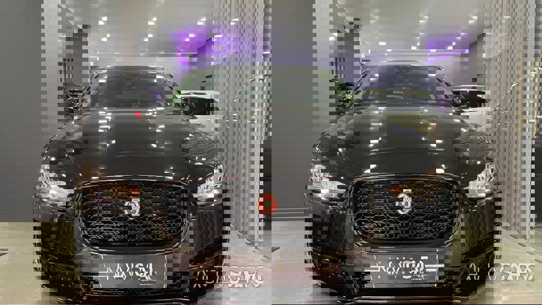 Jaguar XE 2.0 D Portfolio Aut. de 2015