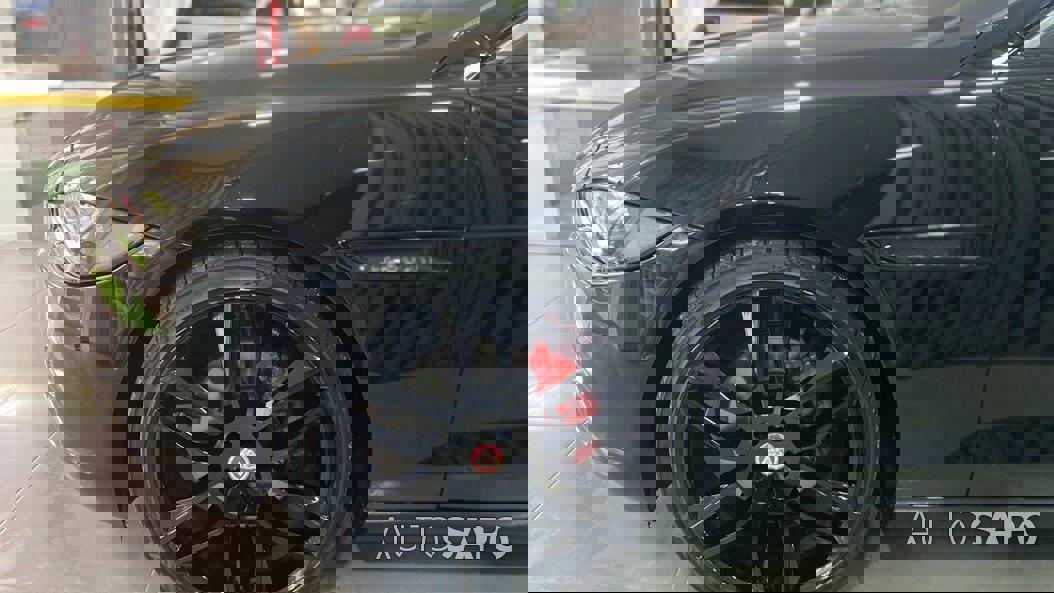 Jaguar XE 2.0 D Portfolio Aut. de 2015