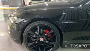 Jaguar XE 2.0 D Portfolio Aut. de 2015