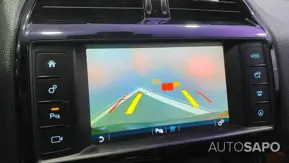 Jaguar XE 2.0 D Portfolio Aut. de 2015