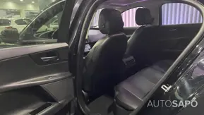 Jaguar XE 2.0 D Portfolio Aut. de 2015