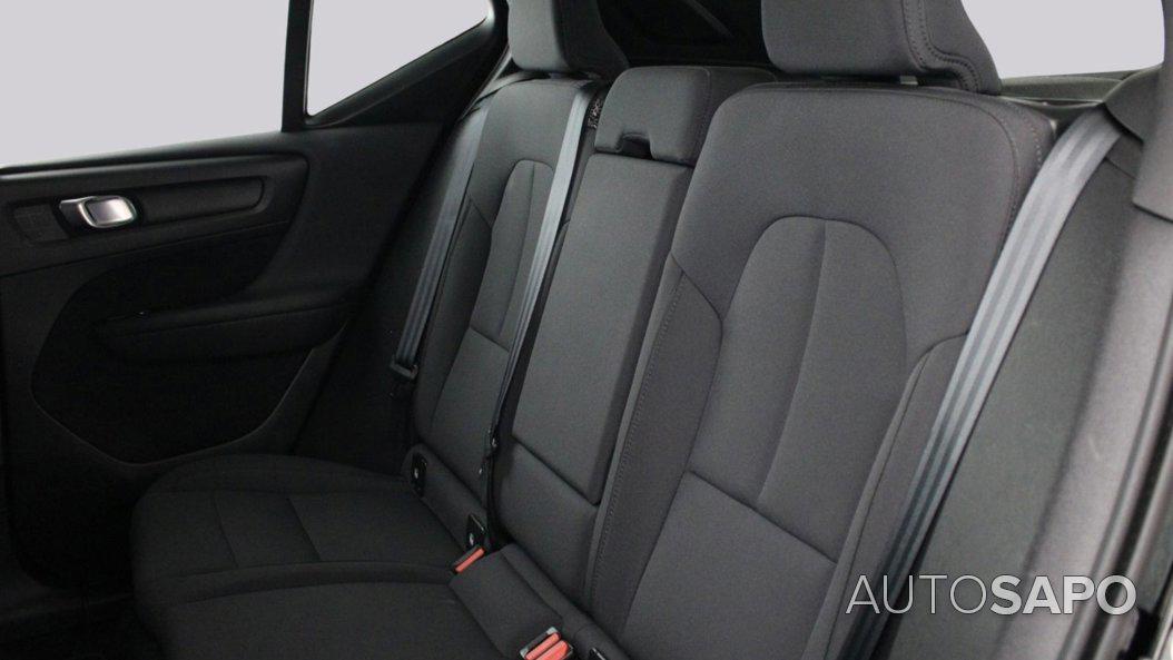Volvo XC40 1.5 T2 Momentum Core de 2021