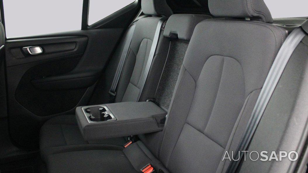 Volvo XC40 1.5 T2 Momentum Core de 2021