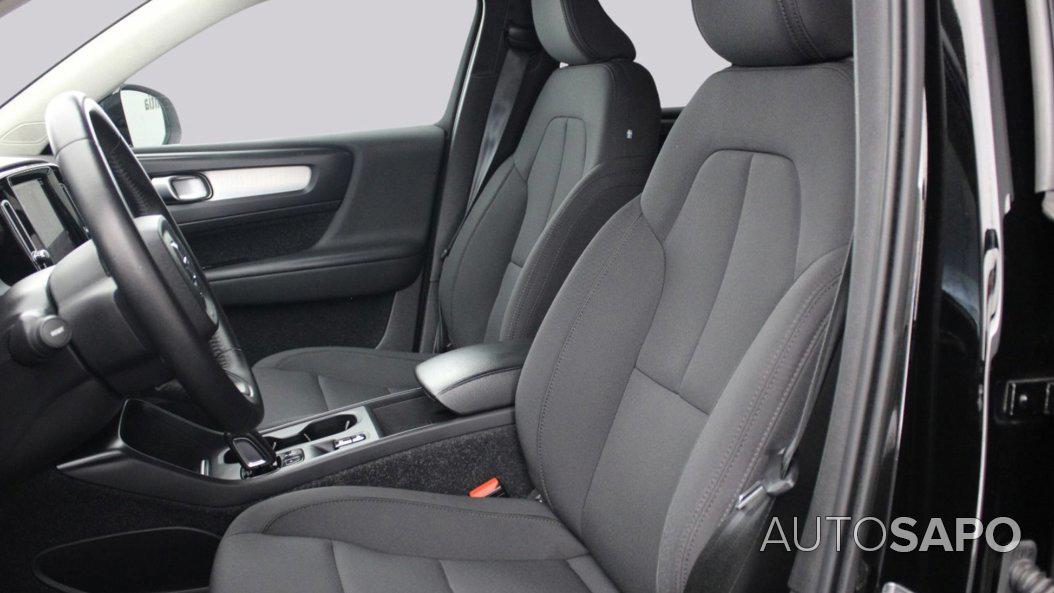 Volvo XC40 1.5 T2 Momentum Core de 2021