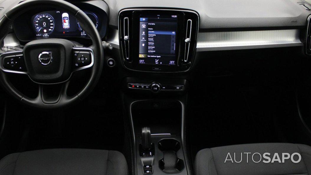 Volvo XC40 1.5 T2 Momentum Core de 2021