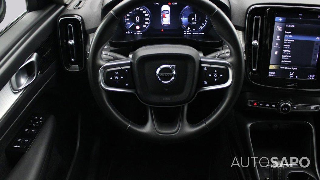Volvo XC40 1.5 T2 Momentum Core de 2021