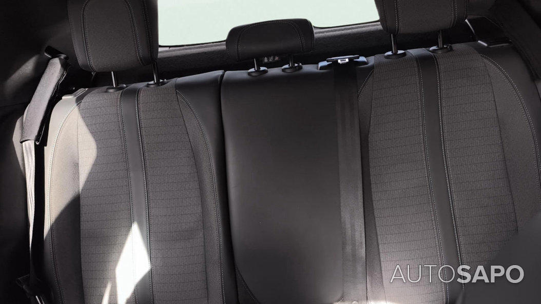 Peugeot 2008 1.2 PureTech Allure de 2022