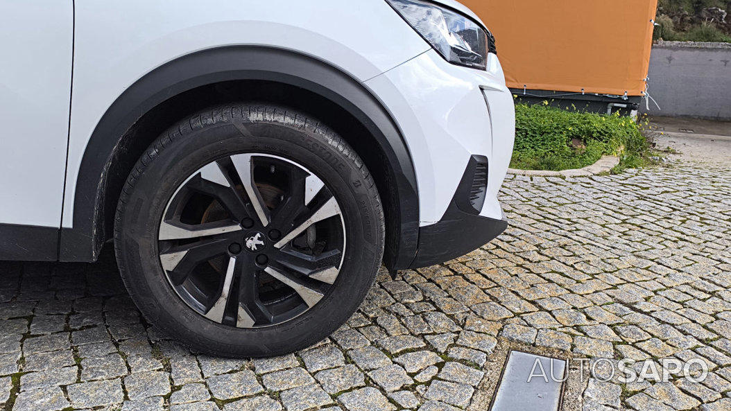 Peugeot 2008 1.2 PureTech Allure de 2022