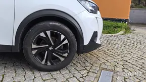 Peugeot 2008 1.2 PureTech Allure de 2022