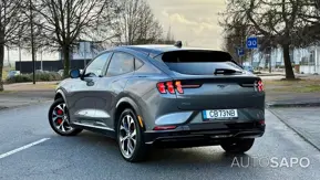 Ford Mustang Mach-E de 2021
