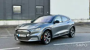 Ford Mustang Mach-E de 2021