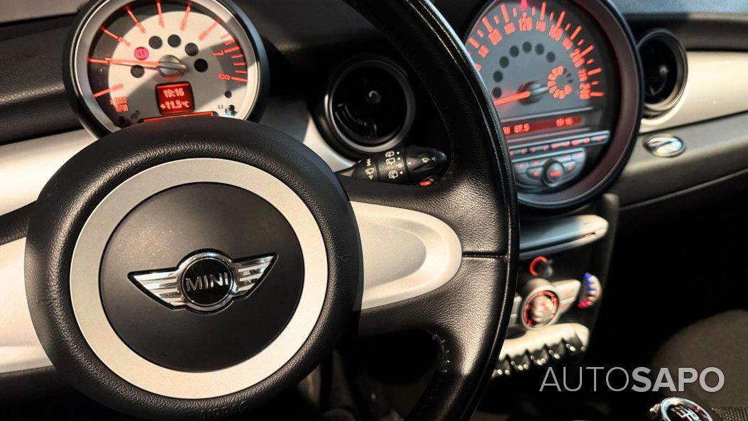 MINI Cooper de 2008