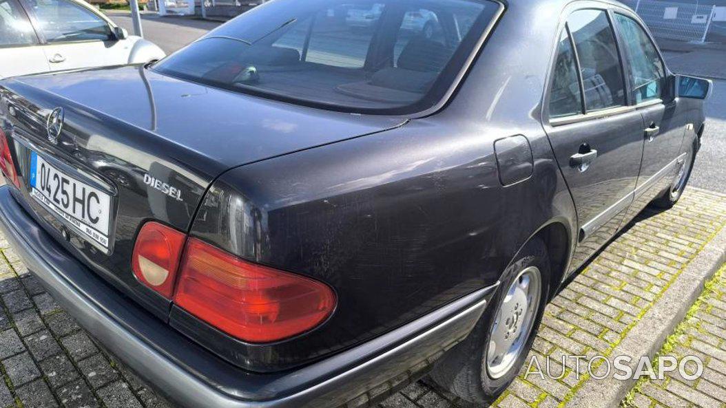 Mercedes-Benz Classe E 200 D de 1996