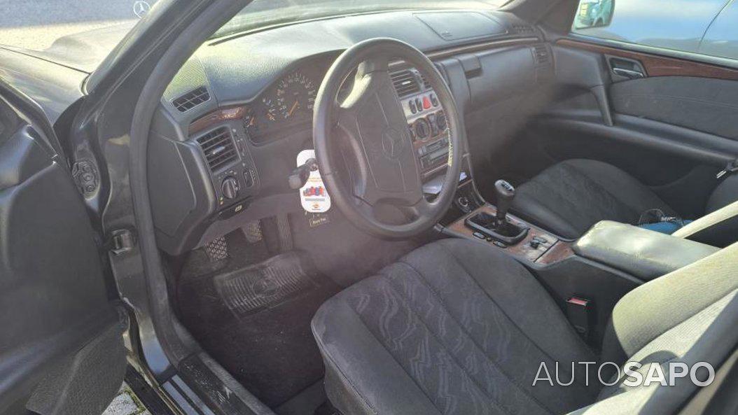 Mercedes-Benz Classe E 200 D de 1996