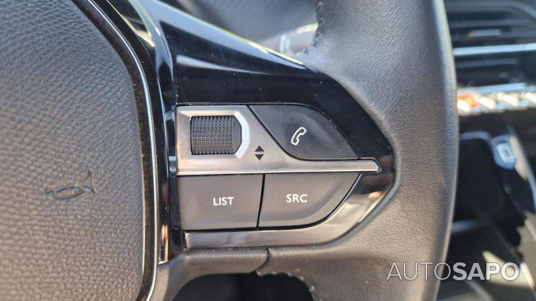 Peugeot 2008 1.2 PureTech Active de 2024