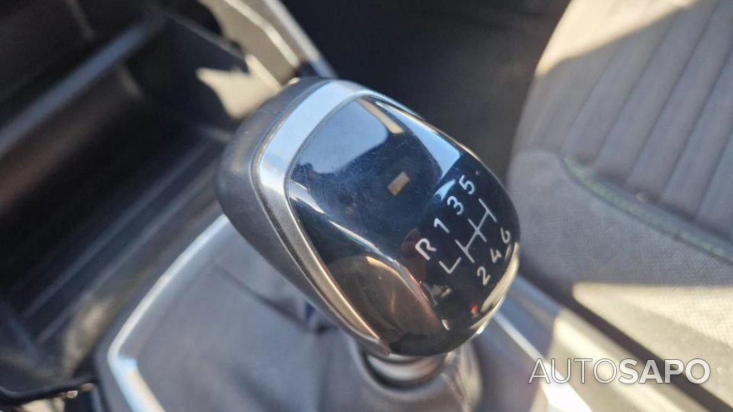 Peugeot 2008 1.2 PureTech Active de 2024