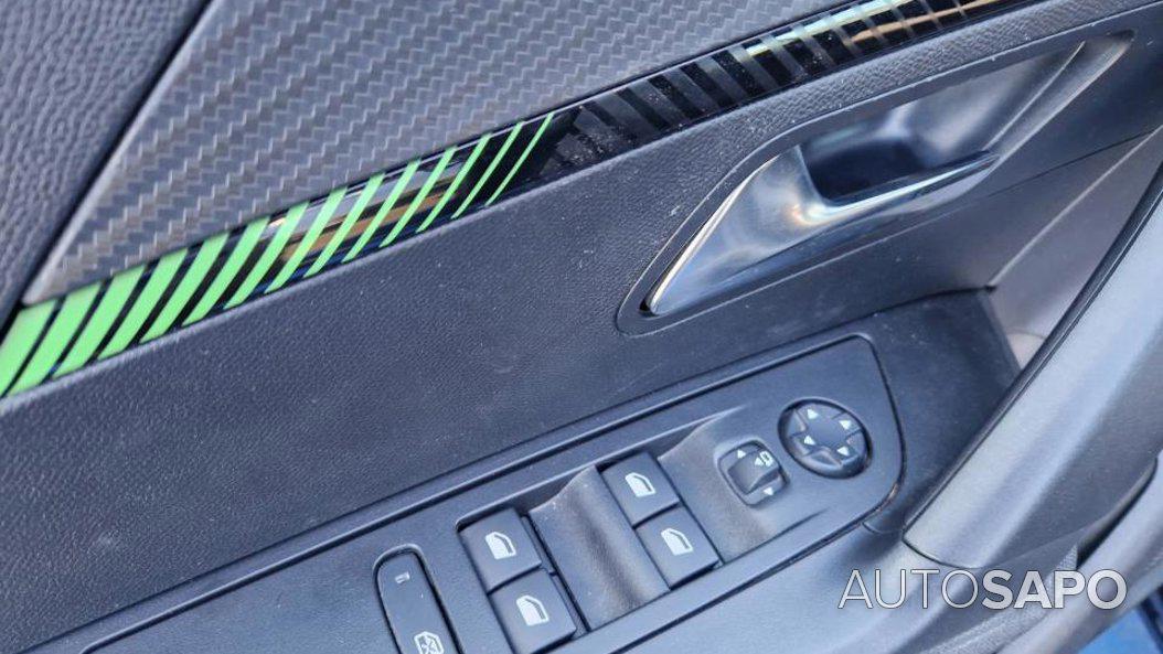 Peugeot 2008 1.2 PureTech Active de 2024