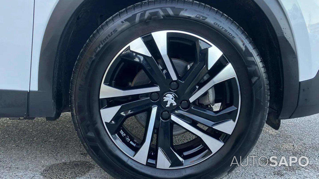 Peugeot 2008 1.2 PureTech Allure de 2022