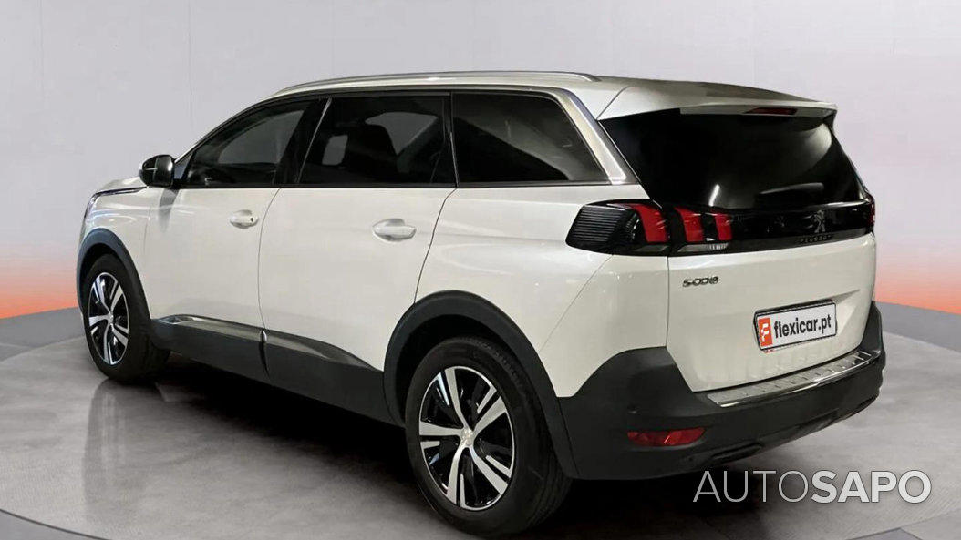 Peugeot 5008 de 2020