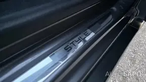 Peugeot 2008 1.6 BlueHDi Style de 2016