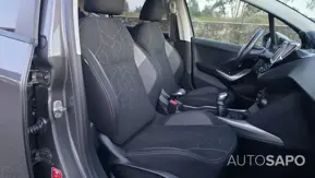 Peugeot 2008 1.6 BlueHDi Style de 2016