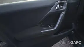 Peugeot 2008 1.6 BlueHDi Style de 2016