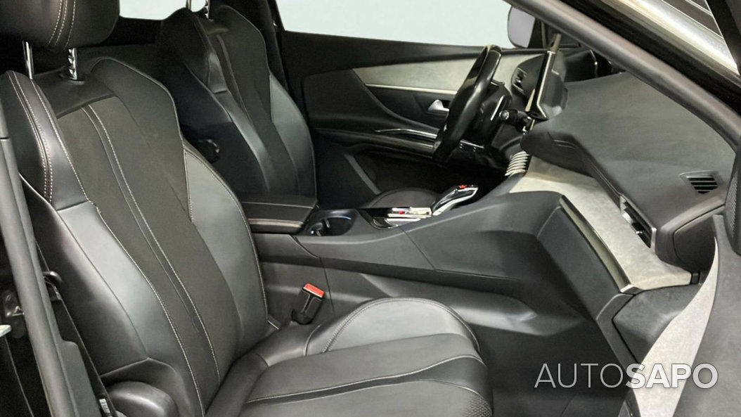 Peugeot 5008 de 2022