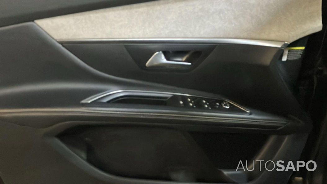 Peugeot 5008 de 2022