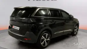 Peugeot 5008 de 2022